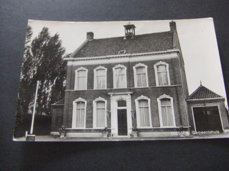 Diessen gemeente Hilvarenbeek, oude Gemeentehuis